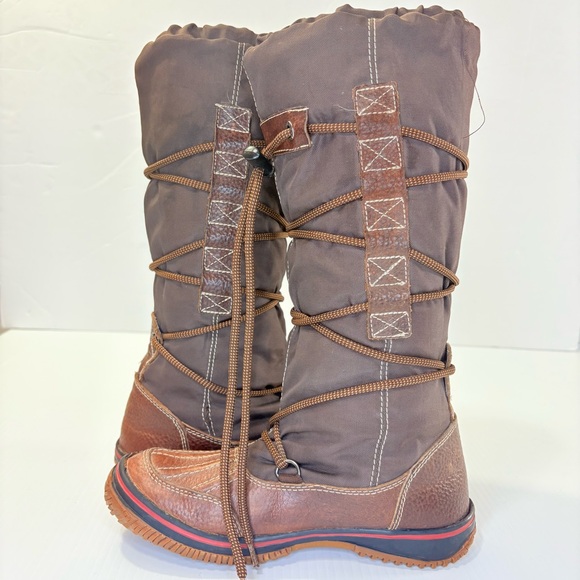 Pajar Canada Chocolate and Tan Grip Tall Winter Boots, Lace-Up Boots Sz6-61/2 - Picture 9 of 12